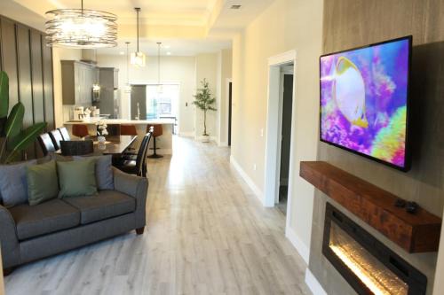 Palm Coast House | Brand New Home- 14 min to beach
