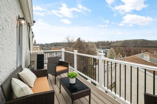 Manayunk Apartment | Brand New Manayunk Retreat 2BR including parking