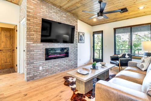 Torreon House | Brand New Modern Mountain Loft in Show Low
