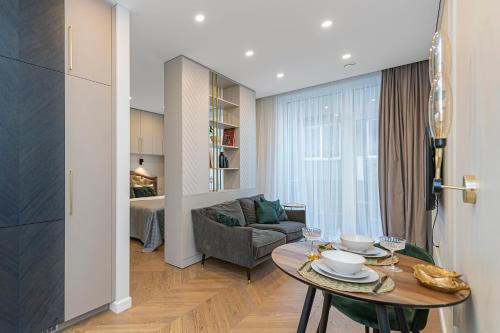 Old Town Apartment | Brand new studio in Old Town by Hostlovers