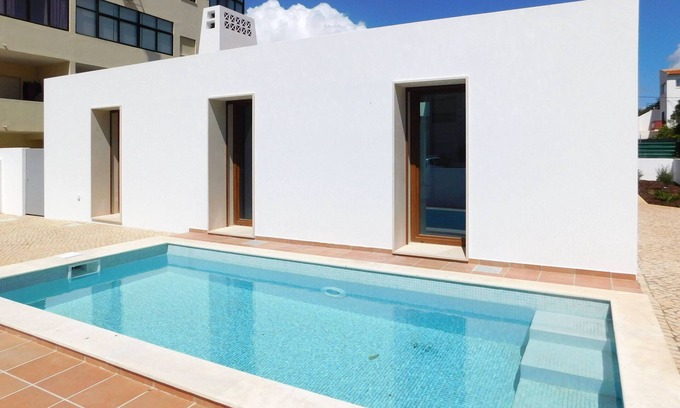Alvor Villa | Brand New Villa with Private Pool and Lovely Garden near the beach.n