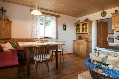 Eppenstein Ski Chalet | Brandner Almhütte