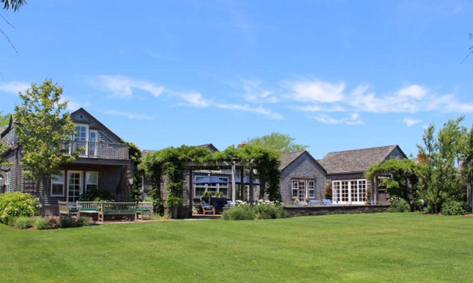 Brant Point House | Brant Point Oasis