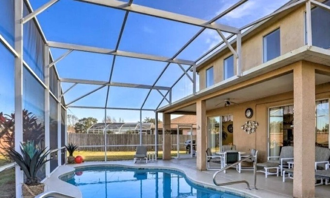 Crescent Lakes House | Bright and Spacious 6 BR Disney Area Villa with Pool and Game Room