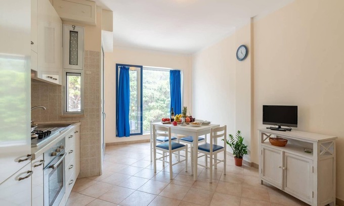 Otranto House | Bright Apartment Near The Beach In Otranto