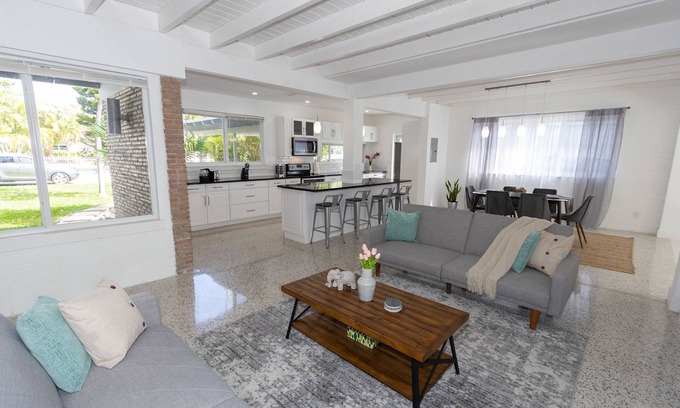 Northeast Miami House | Bright & Spacious 4 mi to BEACH +Big Backyard