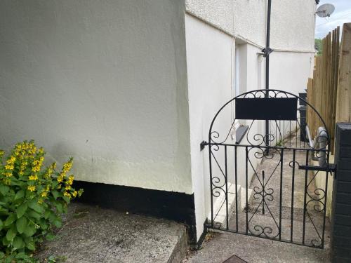 Merthyr Tydfil House | Brithdir Cottage