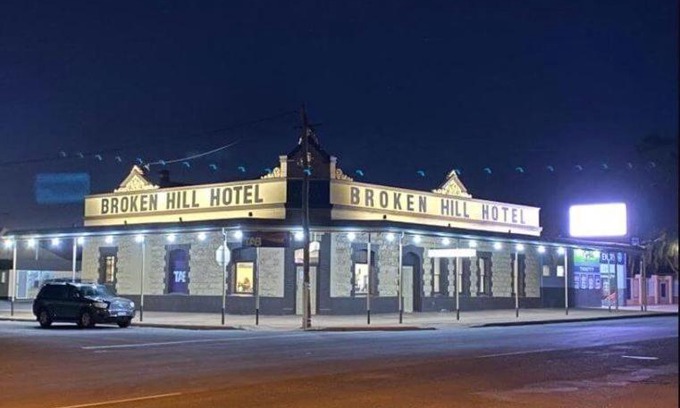 Boulder Hotel | Broken Hill Hotel