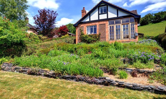 Glyn Ceiriog Cottage | Bron y Fedw