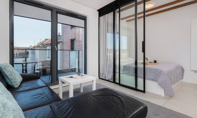 Zaspa Apartment | Browar Gdański 51 Apartment by Renters