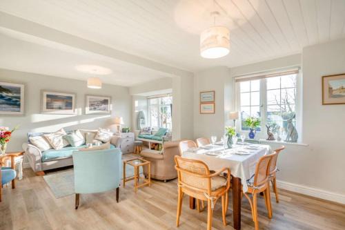 Abersoch House | Bryn Siriol Cottage