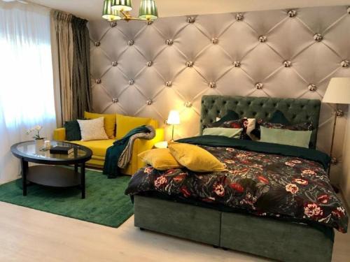 Bucharest Apartment | Bucharest Central Studio