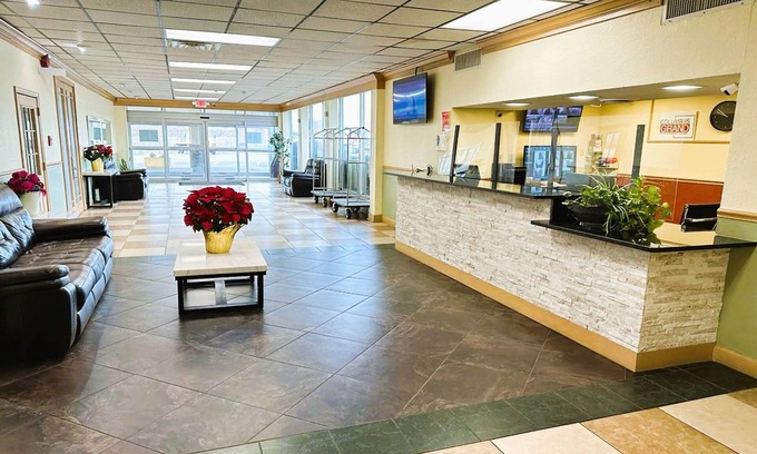 Columbus Hotel | Buckeye Inn Express