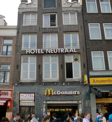 Burgwallen Nieuwe Zijde Hotel | Budget Hotel Neutraal