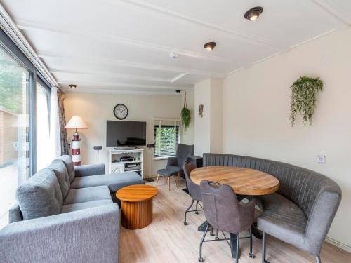 Sint Maartenszee House | Bungalow near Sint Maartenszee Beach
