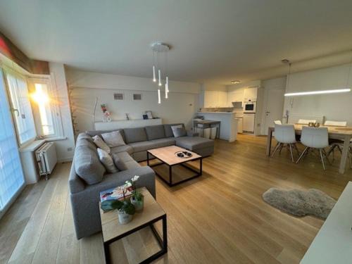 Blankenberge Apartment | C-Blanche