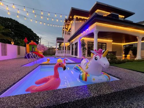 Hulu Kinta Villa | C&C Villa Pool Ipoh