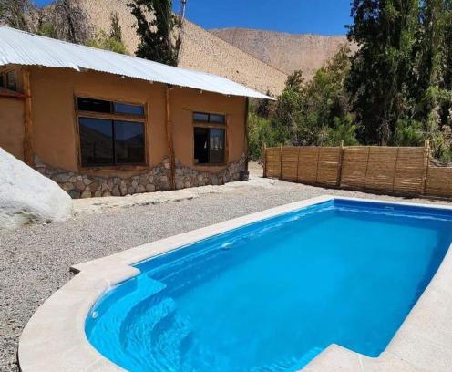 Paihuano Ski Chalet | Cabaña con piscina privada