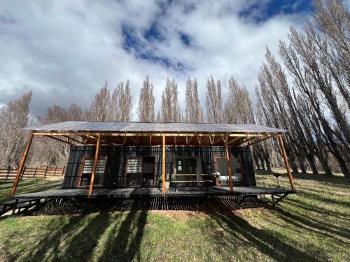 Coyhaique House | Cabaña entre alamos