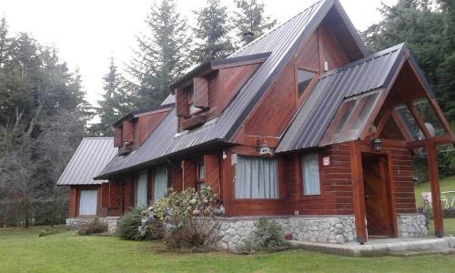 Angostura Ski Chalet | Cabaña Milla Antü, Villa la angostura