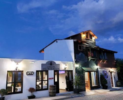 Bernal Hotel | Cabañas Big Mountain