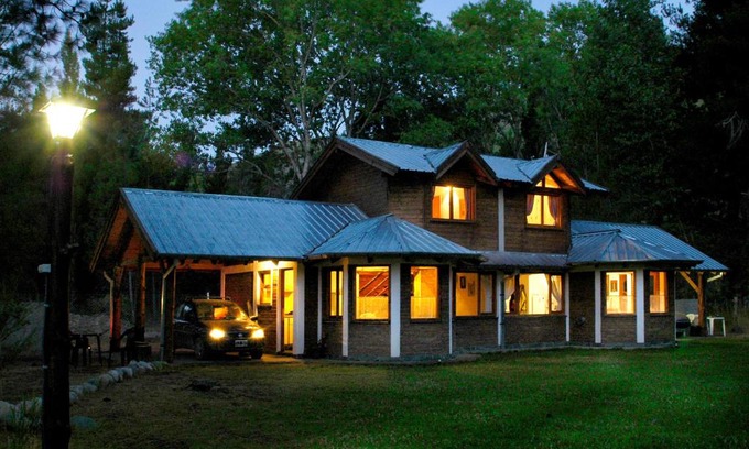 Lago Puelo Cabin | Cabañas von Fürstenberg