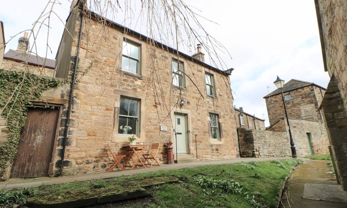 Barnard Castle Cottage | Cabin ∙ 2 bedrooms ∙ 4 guests