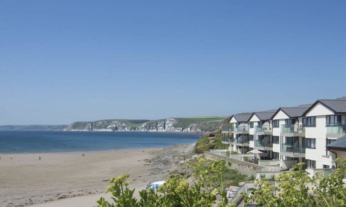 Bigbury-on-Sea Cottage | Cabin ∙ 2 bedrooms ∙ 4 guests