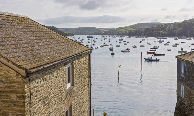 Salcombe Cottage | Cabin ∙ 2 bedrooms ∙ 4 guests