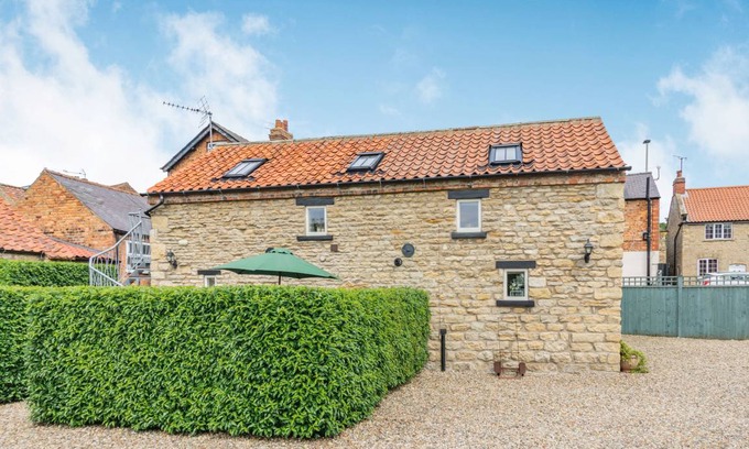 Snainton Cottage | Cabin ∙ 2 bedrooms ∙ 4 guests