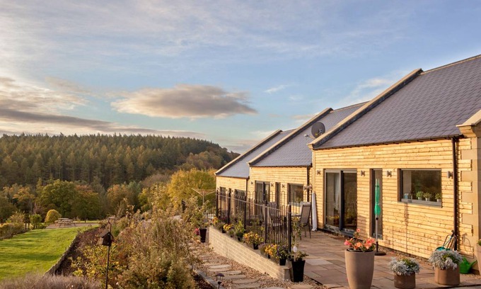 Consett Cottage | Cabin ∙ 2 bedrooms ∙ 4 guests