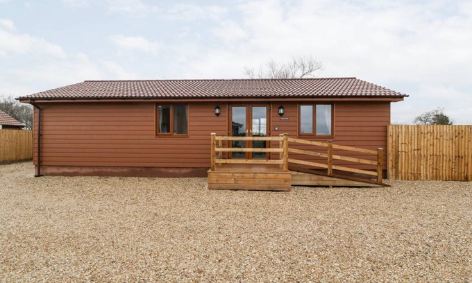 Brean Cottage | Cabin ∙ 3 bedrooms ∙ 6 guests
