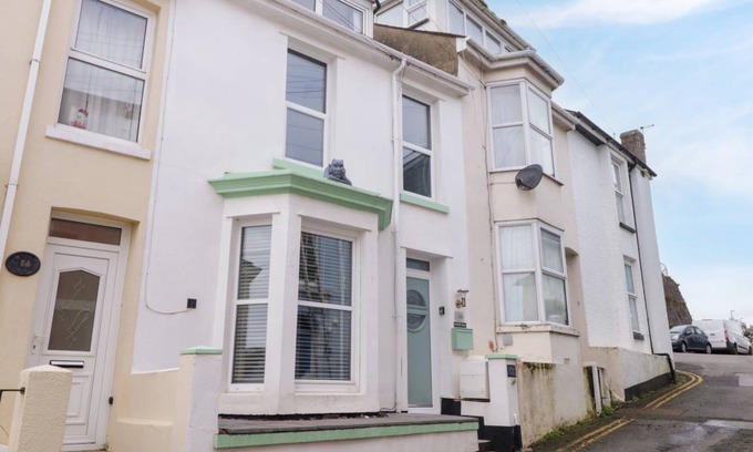 Brixham Cottage | Cabin ∙ 3 bedrooms ∙ 6 guests