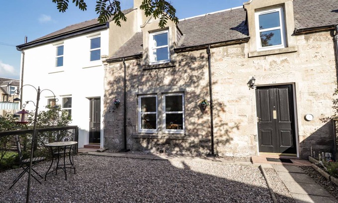 Nairn Cottage | Cabin ∙ 4 bedrooms ∙ 8 guests