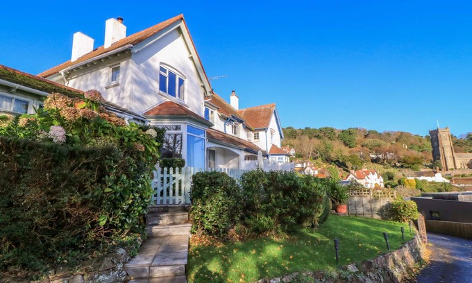 Minehead Cottage | Cabin ∙ 5 bedrooms ∙ 10 guests