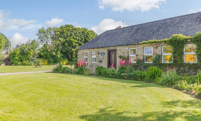 Longhirst Cottage | Cabin ∙ 5 bedrooms ∙ 11 guests