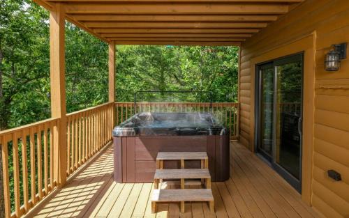 Gatlinburg - Pigeon Forge Villa | Calis Place