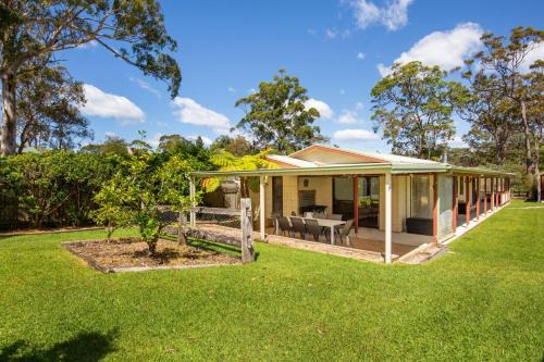 Callala Bay House | Callala Calm Pet Friendly 5 Mins Walk to Beach