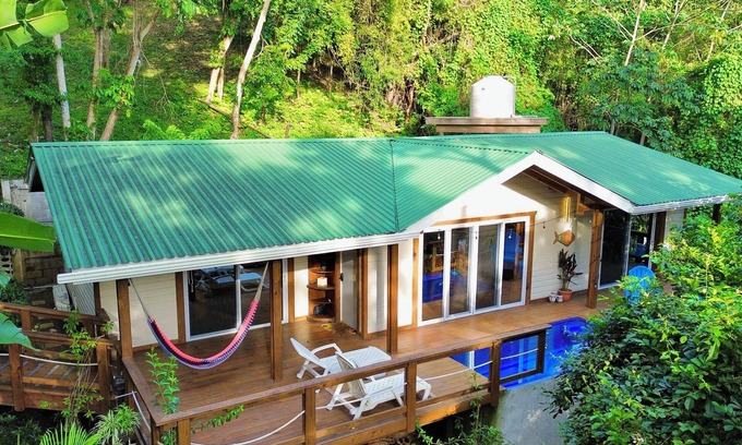 Gibson Bight House | CalmWay Cottage @ Gibson Bight