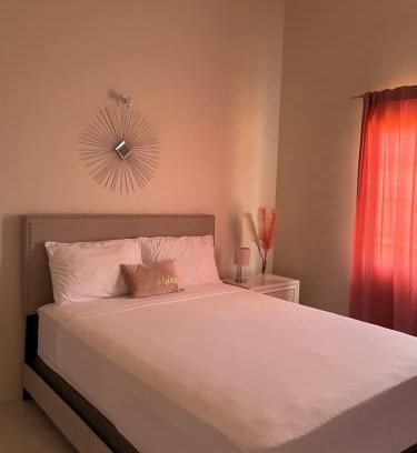 Discovery Bay House | Camelot Seaview Villa