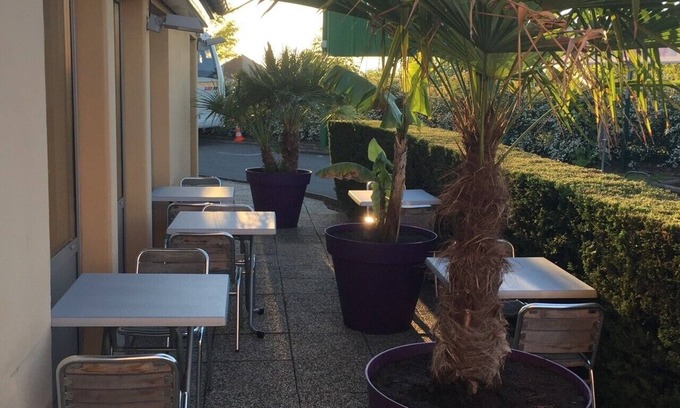 Saint-Apollinaire Hotel | Campanile NATURE - Dijon Est Saint-Apollinaire