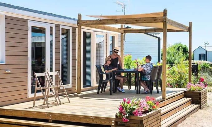 Vendres Ski Chalet | Camping Les Mûriers * - Luxury Chalet 4 Rooms 6 People Air Conditioned + TV