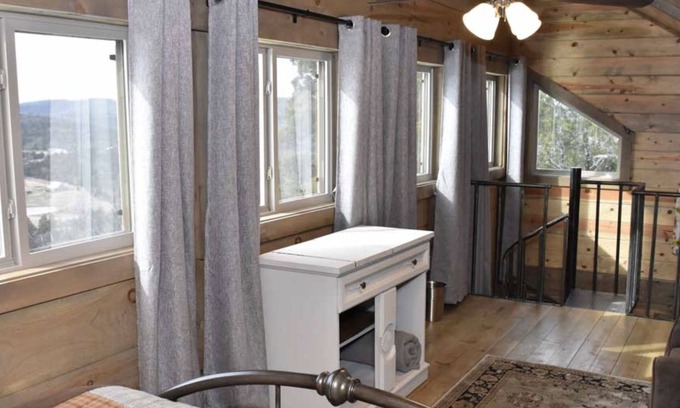 Eureka Springs Cabin | Can U Canoe Tiny Home 117