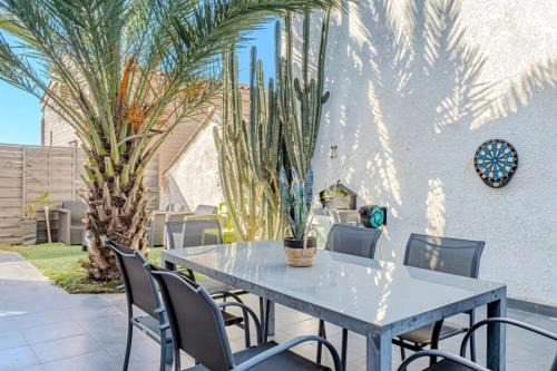 Palavas-les-Flots House | Canal House - Lake View - ParkingAir Conditioning