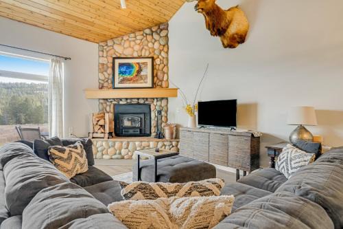 Big Sky House | Candlelight Cove