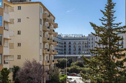 Cannes Apartment | CANNES 2 P avec terrasse PROCHE Hôtel Martinez