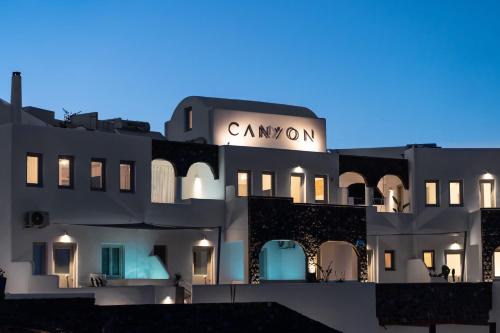 Fira Apartment | Canyon Santorini