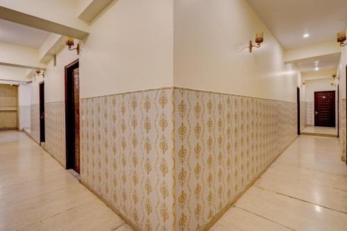 Dehradun Hotel | Capital O Shimaya