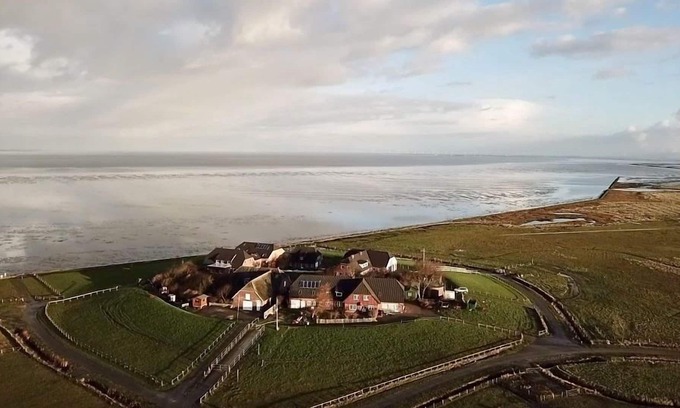 Langeneß House | Captain's house with sea view on Hallig Langeness