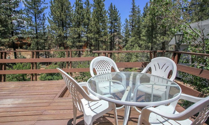 Big Bear Cabin | Cardinal Ridge